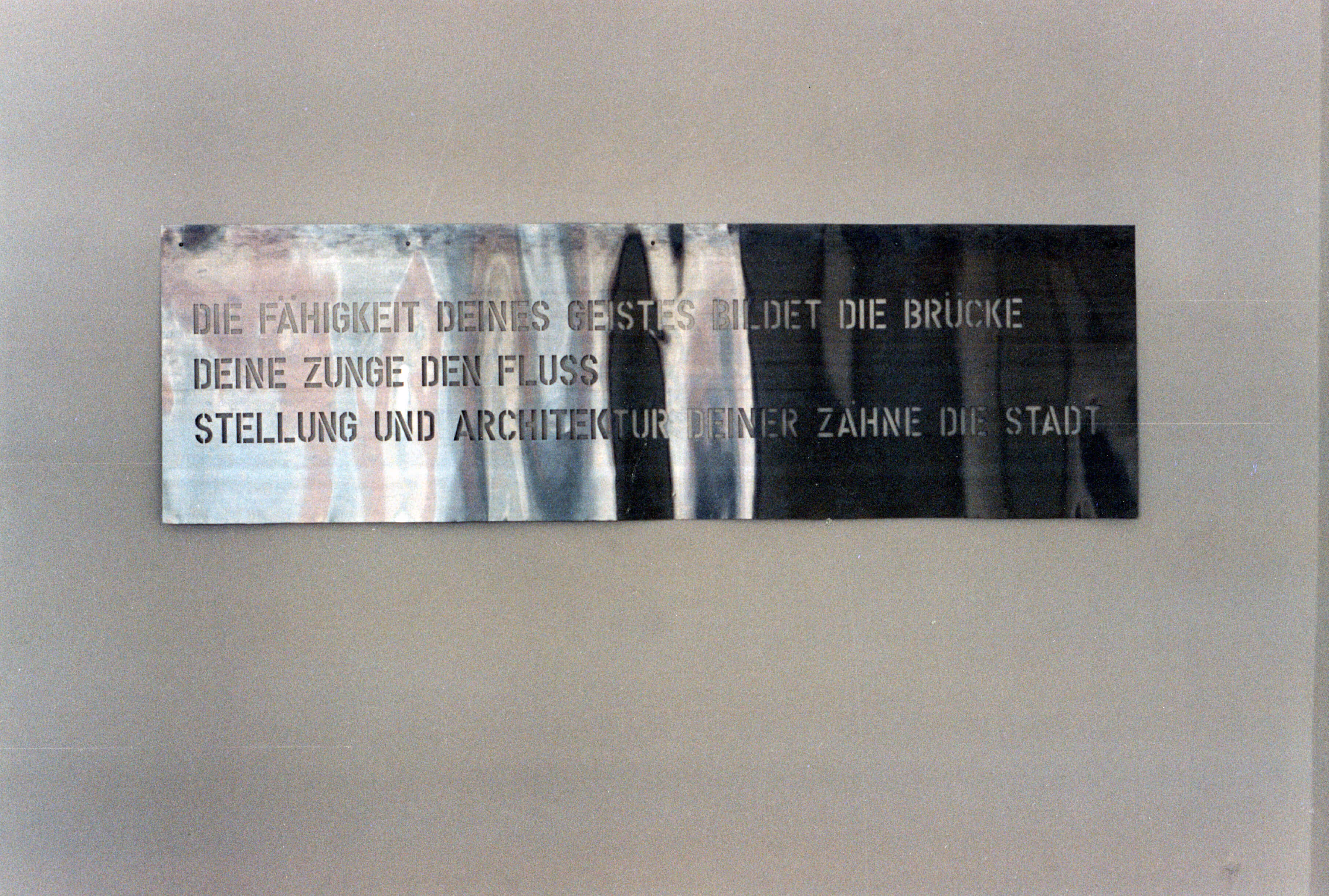 RAUM ZWISCHEN DIR UND MIR